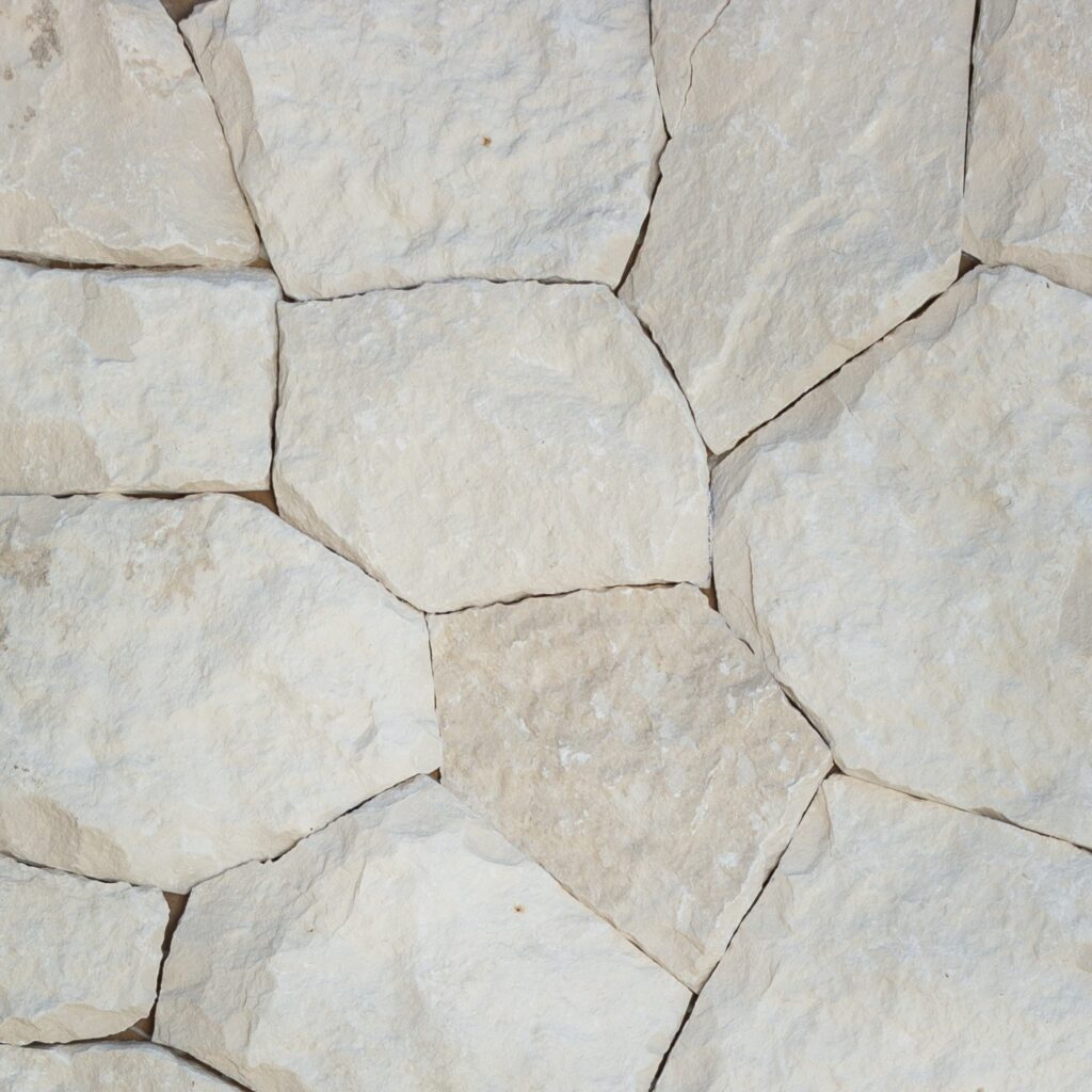 Lymra Rockface