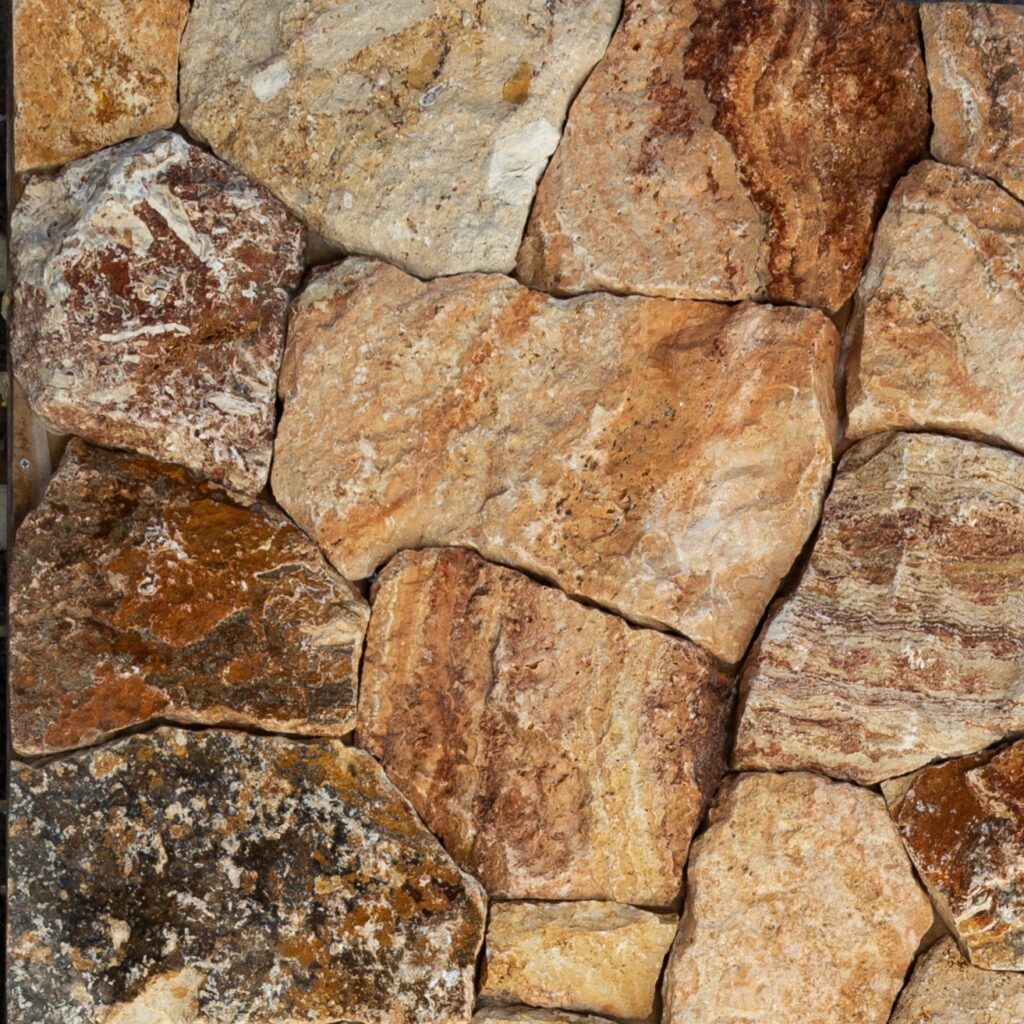 Scabas Traverten Rockface